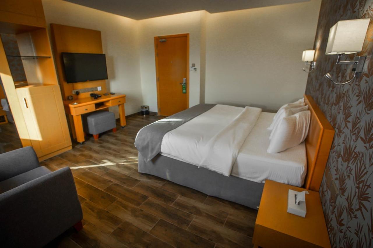 Sama Muscat Hotel Al Khawd Екстер'єр фото